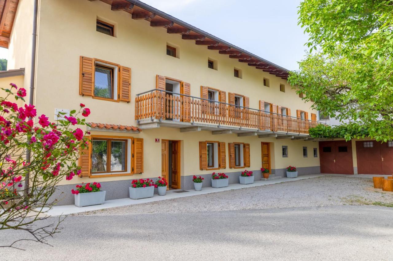 Apartma Korada Deskle Exterior foto